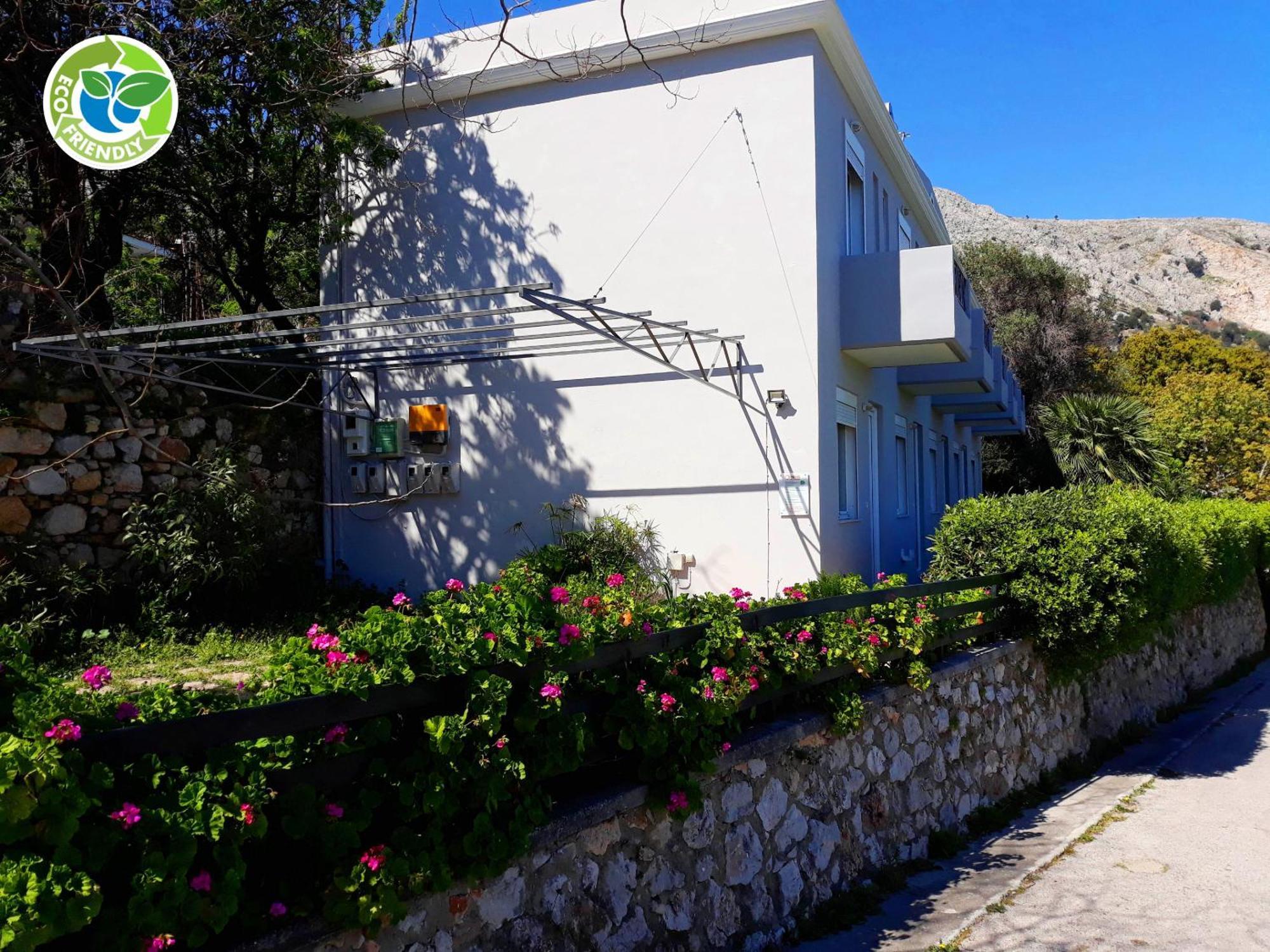 Point Twins Apartments Vrontados Экстерьер фото
