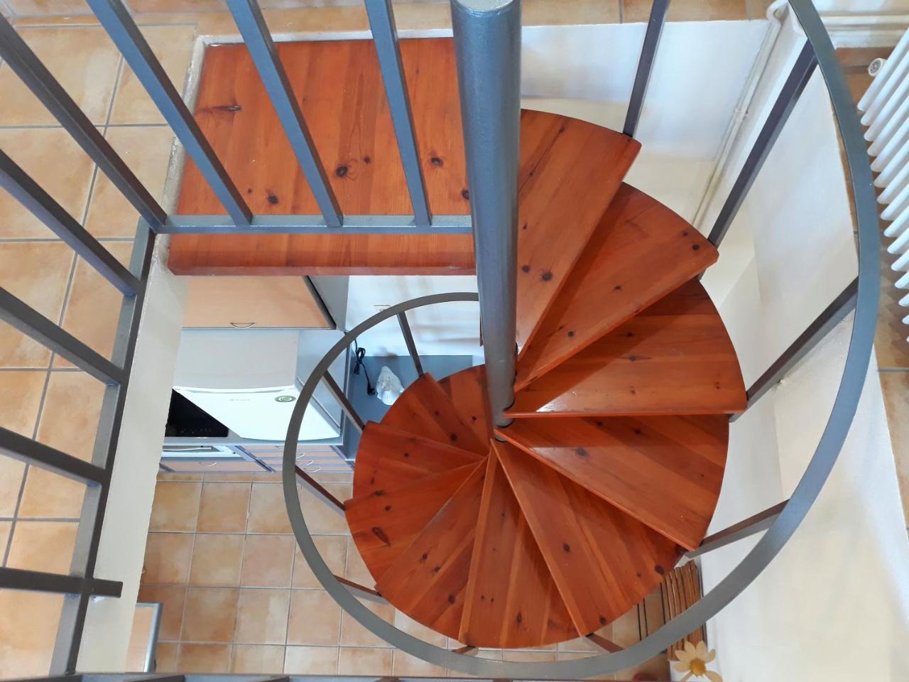 Point Twins Apartments Vrontados Экстерьер фото