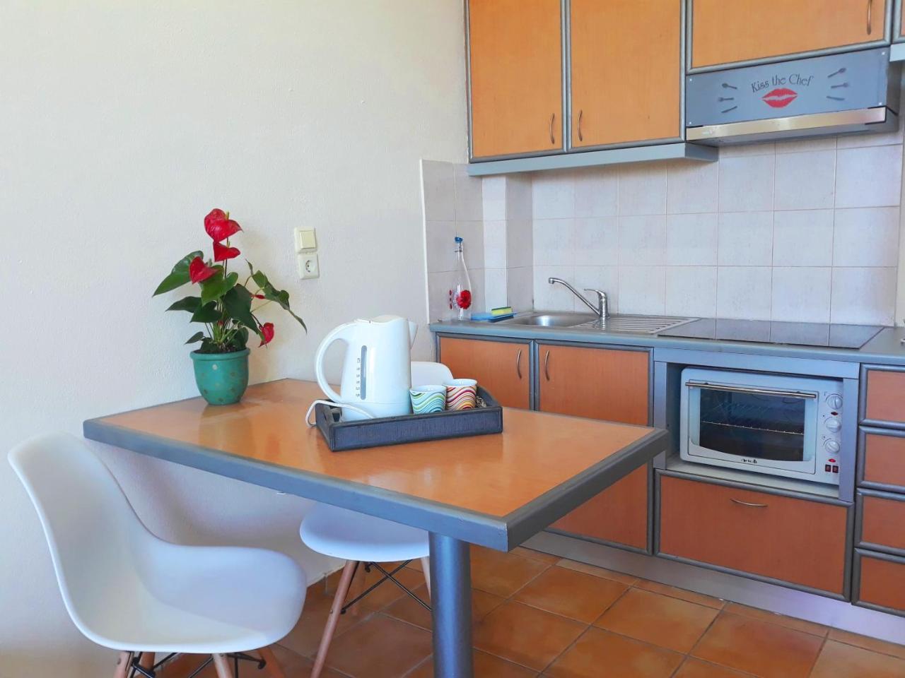 Point Twins Apartments Vrontados Экстерьер фото
