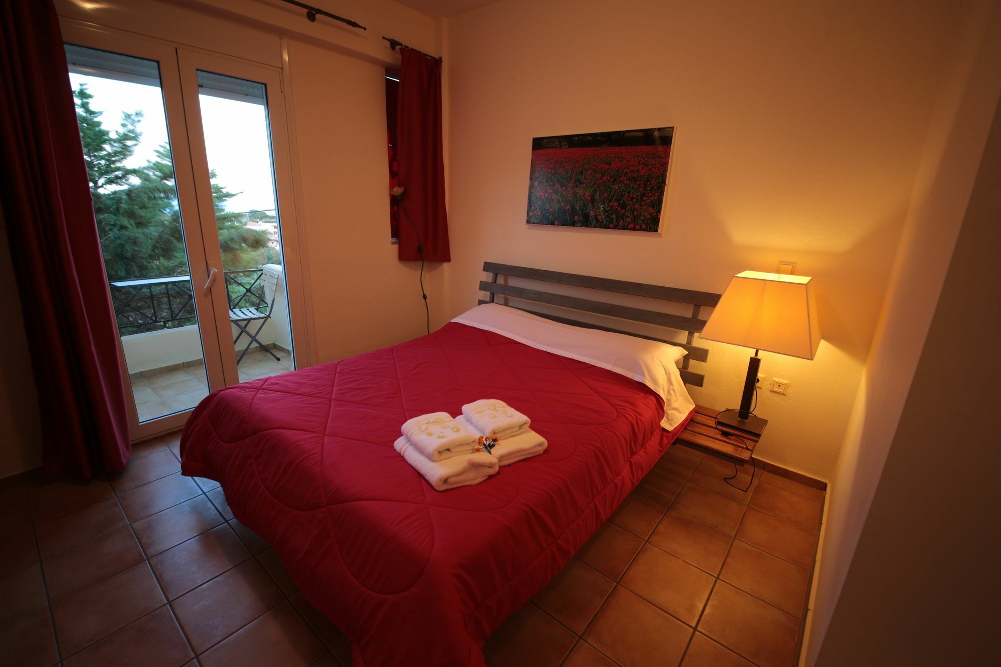 Point Twins Apartments Vrontados Экстерьер фото