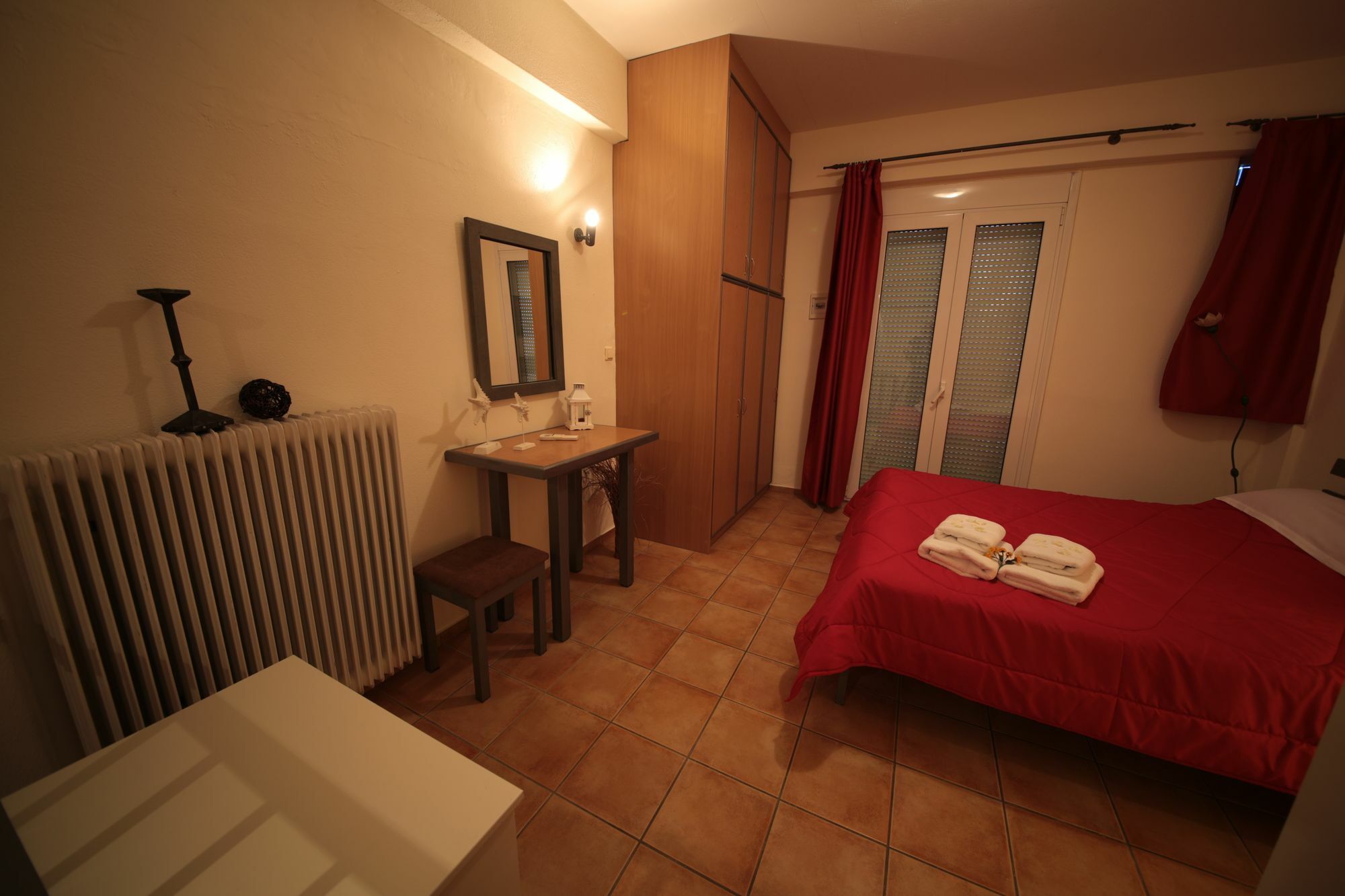 Point Twins Apartments Vrontados Экстерьер фото